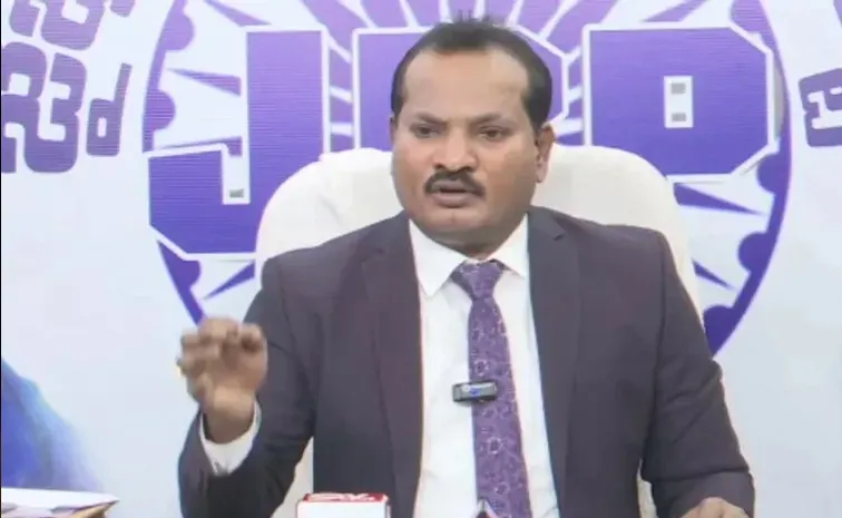 ‘కళ్లు ఆర్పకుండా చంద్రబాబు రైతులను మోసం చేస్తున్నారు’