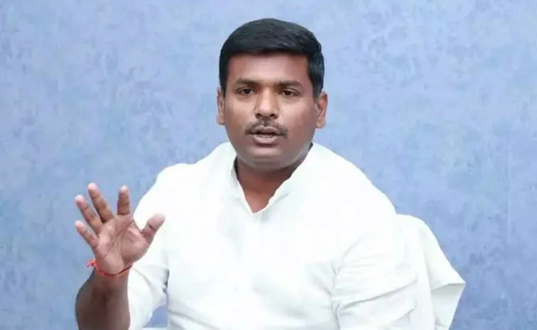 YSRCP Huge Rally In Anakapalle To Protest Temple Land Encroachment