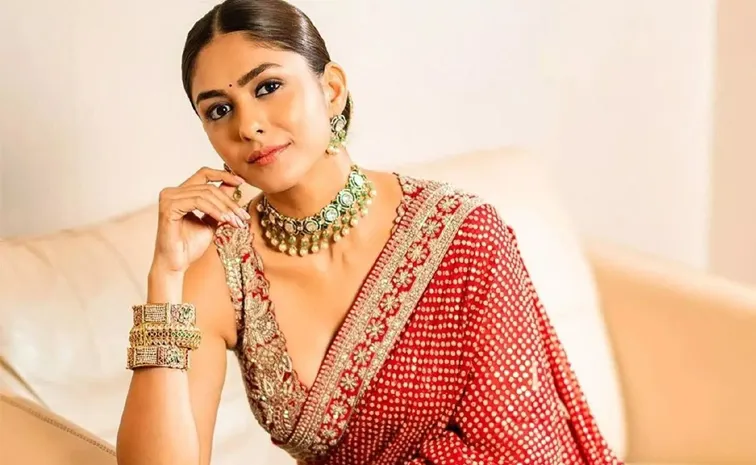 Mrunal Thakur finally entered in Tamil movie with this actor
