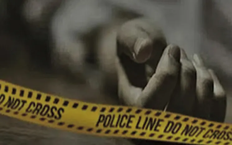 నగల కోసం వృద్ధురాలి హత్య 