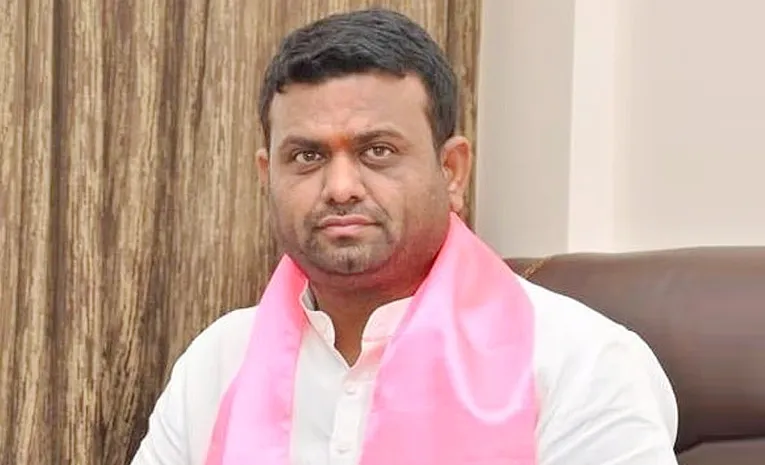 వేటేస్తారా.. వేచి చూస్తారా?