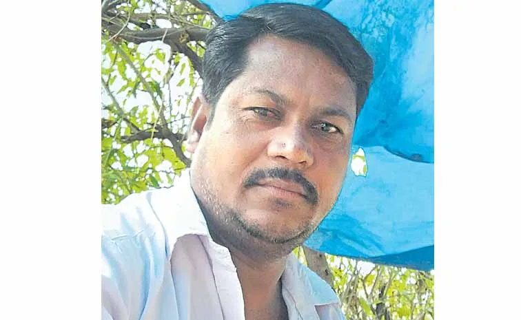 కూతురు పెళ్లికి అప్పు పుట్టక..