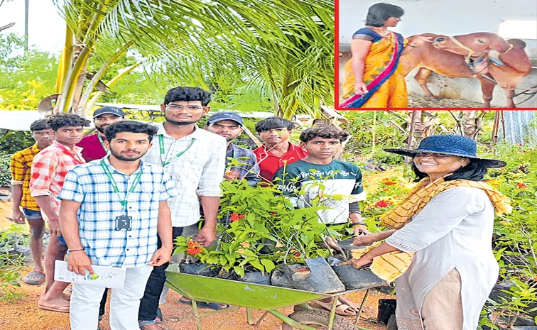 ముళ్లున్న చోటే పూలు