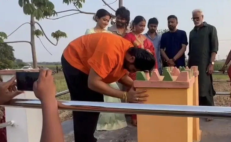 స్వగ్రామంలో విజయ్‌.. ఎమోషనల్‌ ఫోటో షేర్‌ చేసిన  మేనమామ