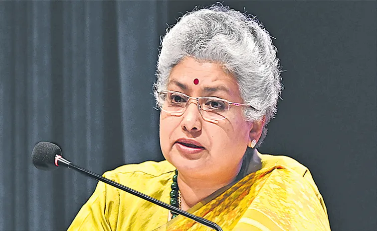 స్త్రీ సాధికారతను సానుకూలంగా చూడాలి