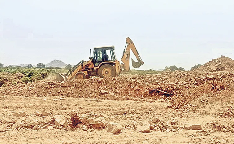 పచ్చటి కొండ కొల్లగొట్టు