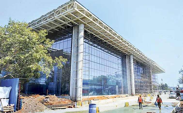 టికెట్‌ స్కాన్‌ చేస్తేనే ఎంట్రీ