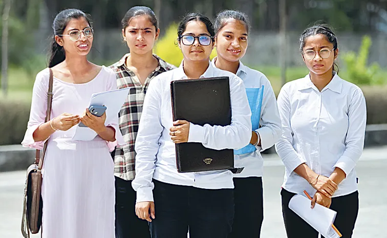 Indian job postings for women grow 19 percent