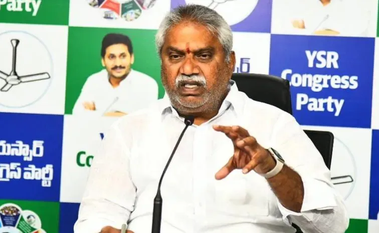 ‘టీటీడీ ఛైర్మన్‌ పదవికి బీఆర్‌ నాయుడు తక్షణమే రాజీనామా చేయాలి’