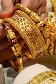 Gold Prices Slip in Major Cities After Early Gains