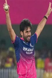 IPL 2026: Ravi Bishnoi Recreates 1089 Days Old IPL Record With Virat Kohli's Wicket In RR Vs RCB