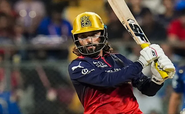 RCB captain Rajat Patidar slams his fastest IPL fifty,