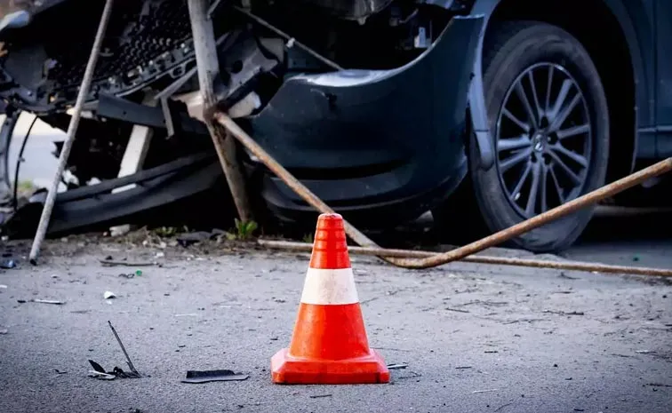 గుజరాత్‌లో ఘోర రోడ్డు ప్రమాదం