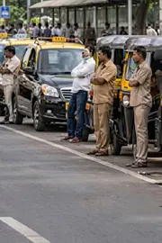Maharashtra Mandates Marathi for Taxi Auto Drivers from May 1