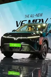 VinFast VF MPV 7 Launched In India At Rs 24 49 Lakh