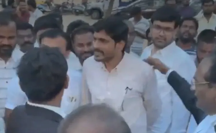  పూడి శ్రీహరికి బెయిల్ మంజూరు