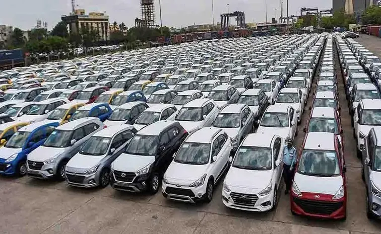 Tata Motors Surpasses Hyundai Record Sales, April Discounts up to Rs 55000