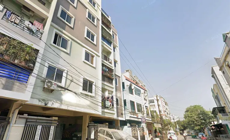 Man Hulchul In Malakpet 