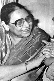 Legendary singer Asha Bhosle Shashi Kabab Learning from Mrs. Majrooh Sultan Puri