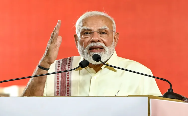 PM Narendra Modi Attacks DMK, Congress Over Women Reservation