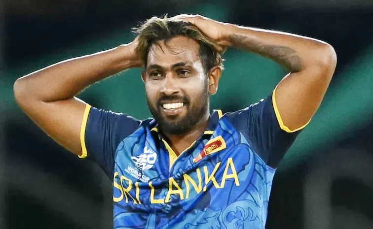 ఆర్సీబీ స్టార్‌ సంచలన నిర్ణయం!