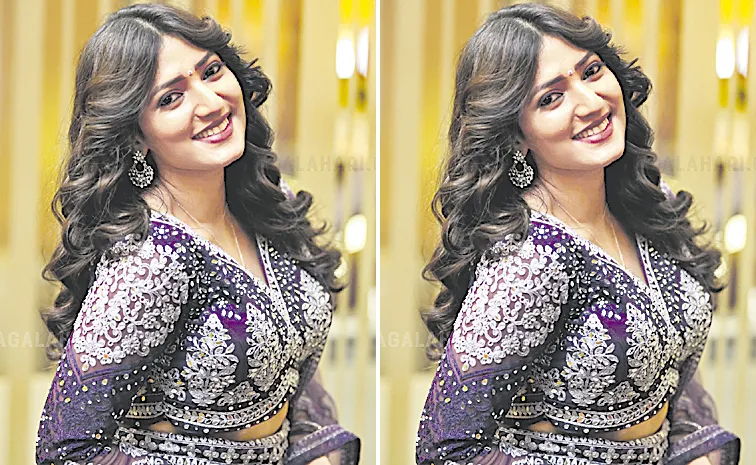 రాక్షసి వస్తోంది