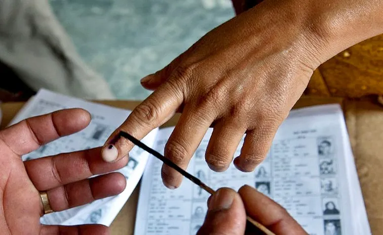 Hundreds of Candidates in Tamil Nadu Face Criminal Cases