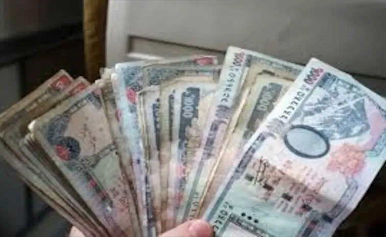 నేపాల్‌లో 15 రోజులకోసారి జీతం చెల్లింపు!