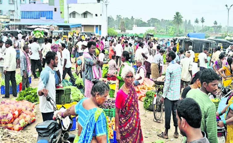 Ramabhadrapuram Inter State Vegetable Market as an Employment Center