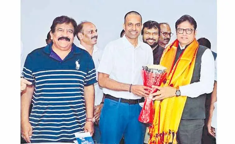 Sridhar Babu elected as president of Telangana Badminton Association5