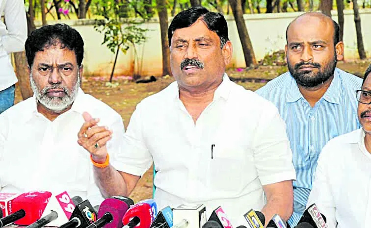 YSRCP Kadapa District President Ravindranatha Reddy fires on tdp