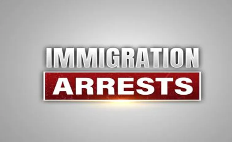 Appeals court clears way for US to reopen borders