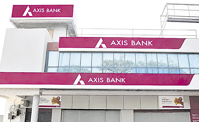 Axis Bank Q4 net profit slips marginally to Rs 7071 crore