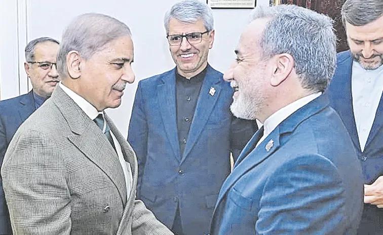 Trump cancels US envoys trip to Pakistan for talks on Iran war