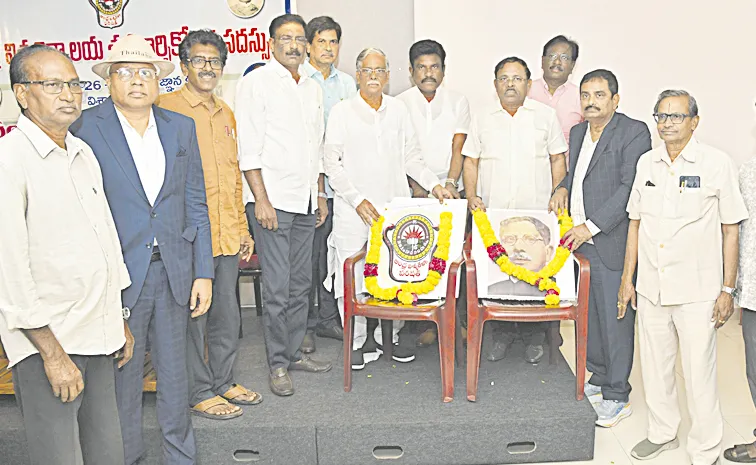 High-handed behaviour of tdp leaders in Andhra University