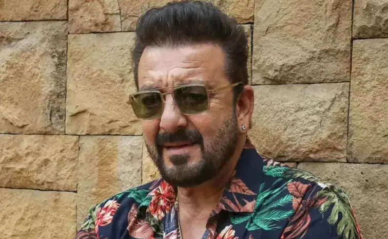 Sarke Chunar controversy Actor Sanjay Dutt appeared before the NCW apologised