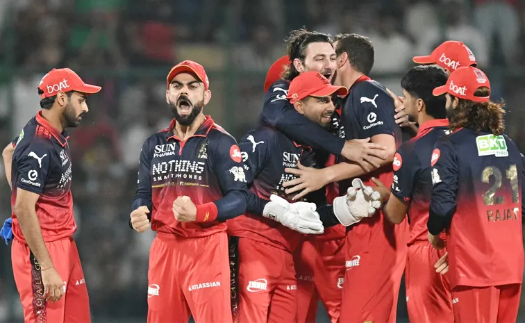 ‘తుదిజట్టులో దండుగ.. అదృష్టం కోసమే అతడిని ఆడిస్తున్నారు’