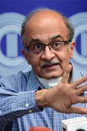 ICICI Bank CEO Sandeep Bakhshi Tenure Extension Faces Legal Firestorm