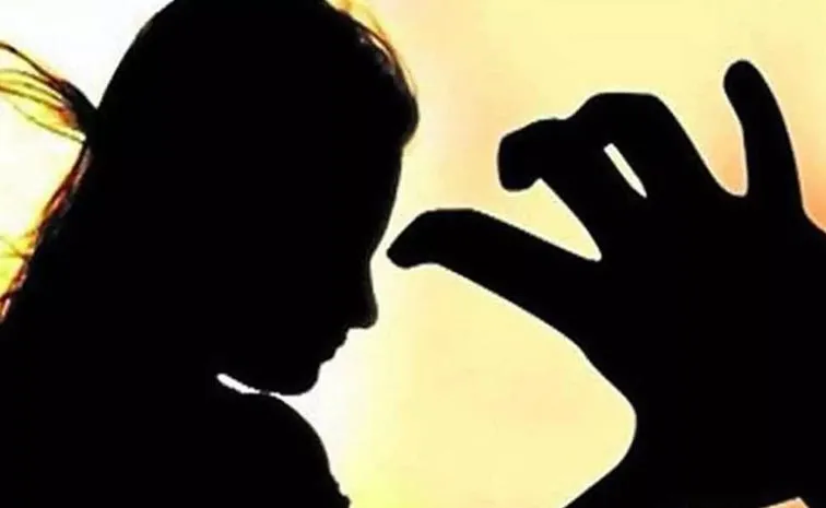 Palnadu District: Macherla Women Government Employee Incident