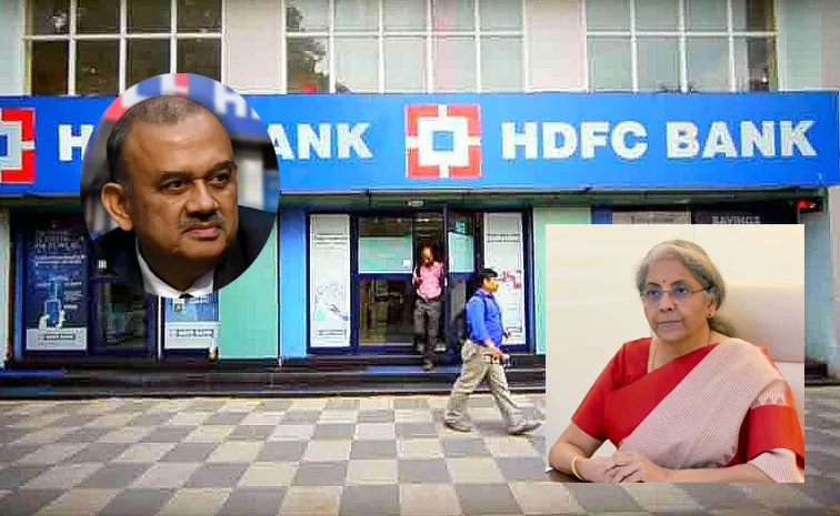 హెచ్‌డీఎఫ్‌సీ బ్యాంక్‌లో అసలేం జరుగుతోంది?