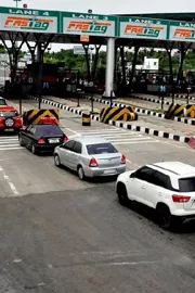 No Cash On Toll Booths From April 10 FASTag or UPI Mandatory