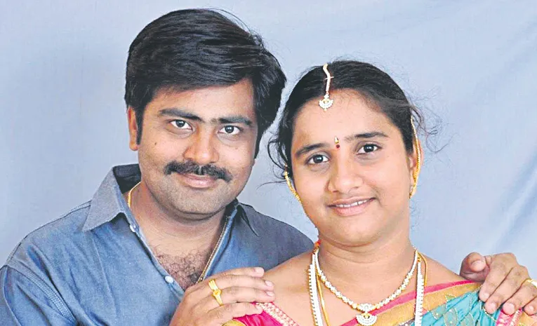 Husband And Wife Ends Life In Road Incident