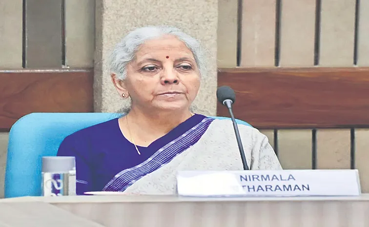 పెట్టుబడులకు బూస్ట్‌.. వడ్డీరేట్ల కట్‌!