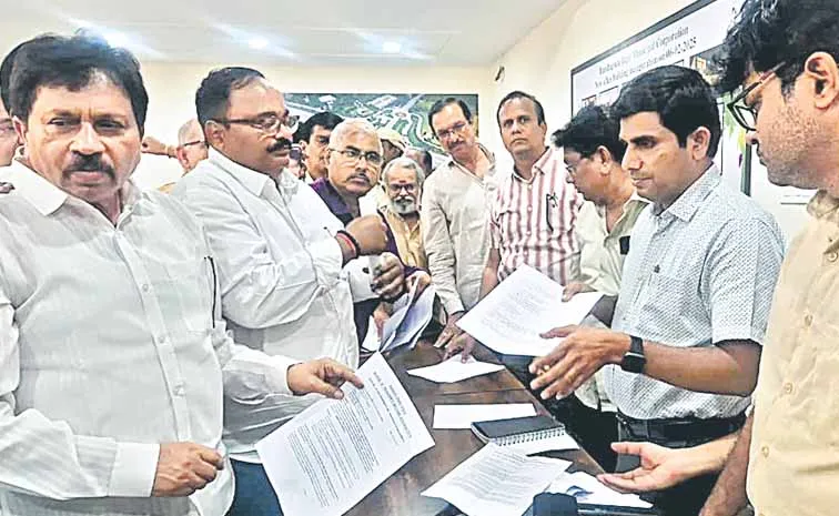 Musi Victims argument with officers