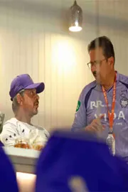 Shah Rukh Khan Chat With Venky Mysore After Lost Wickets Vs Punjab