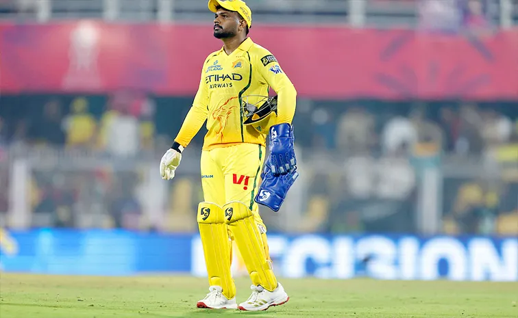 శాంసన్‌ మంచి మనసు..  సెల్ఫీ అడిగిన అభిమానికి ఊహించని సర్‌ప్రైజ్‌