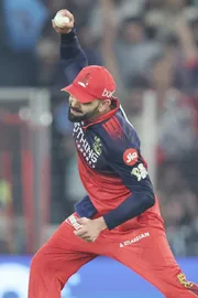 Gill Shows Virat Kohli RCB Place As Latter Continues Charging At Him