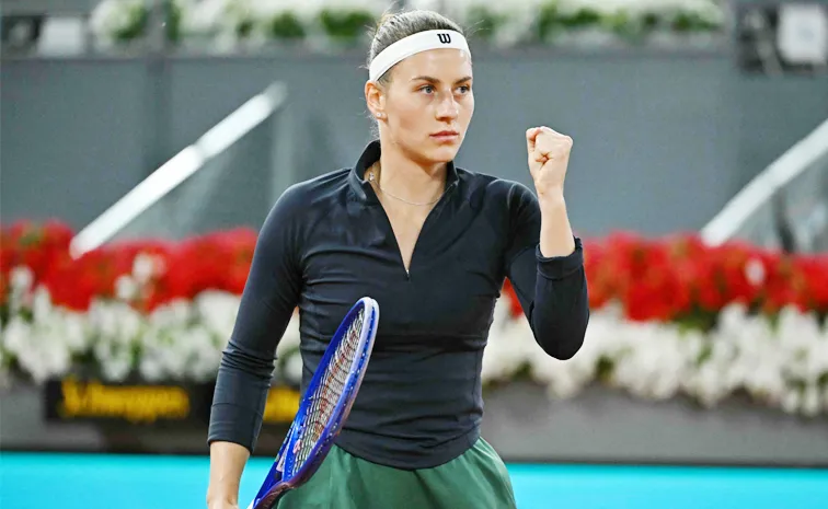 Lucky loser Potapova makes history by reaching semifinal in Madrid Open1