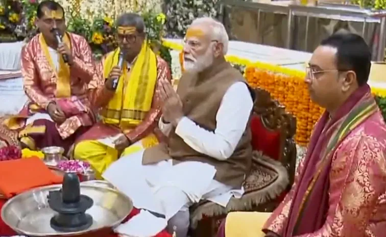 PM Modi Leads Grand Somnath Amrit Mahotsav Celebrations