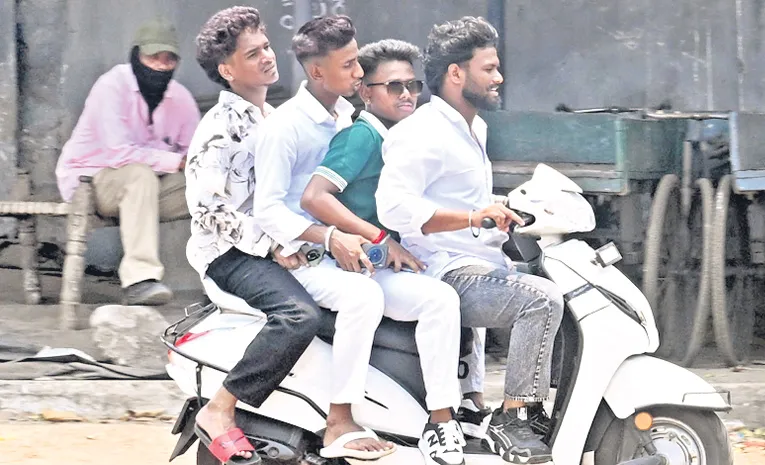 Bike Breaking Traffic Rules Visakhapatnam